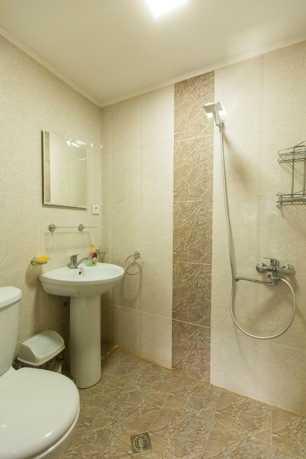 Mereti Hotel Боржоми Екстериор снимка
