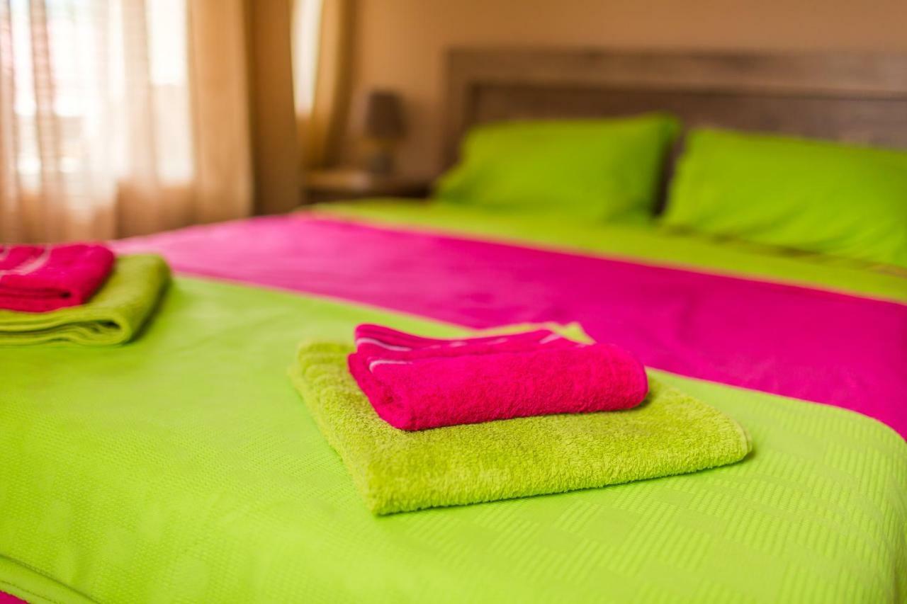 Mereti Hotel Боржоми Екстериор снимка